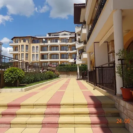 Apart Aqua Dreams Aparthotel 2*