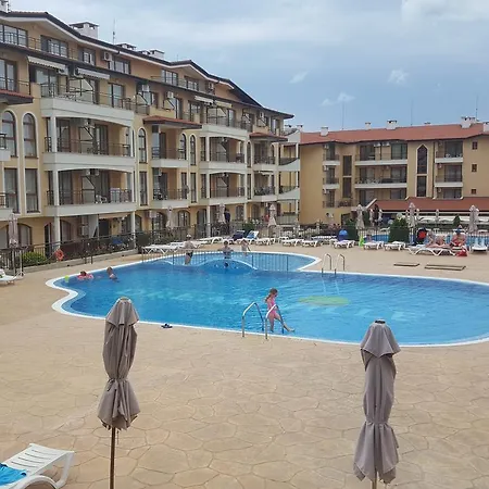 Apart Aqua Dreams Aparthotel 2*